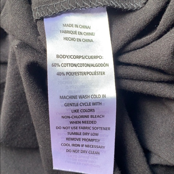 💜💜 Betsey Johnson Performance top 💜💜 - Picture 7 of 7